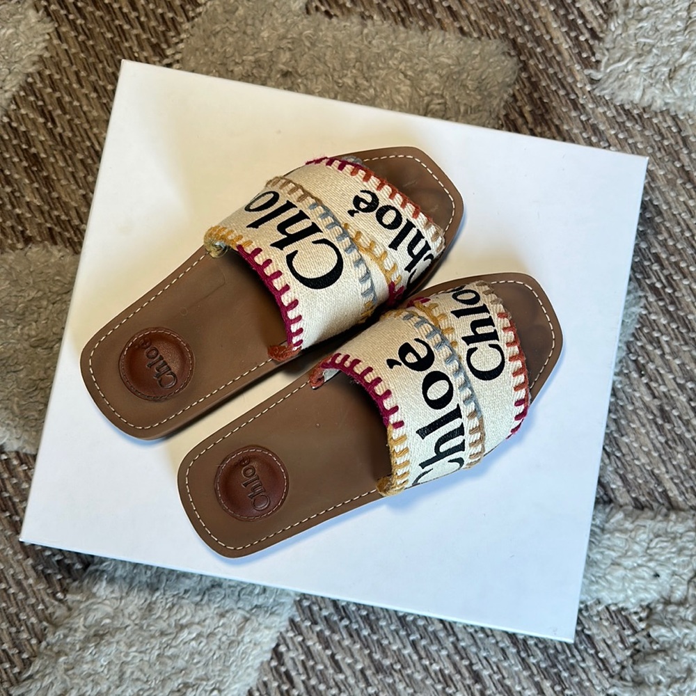 Rare Chloe Sandals